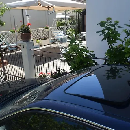 Luana Bed & Breakfast